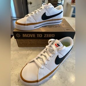 New Women’s Nike Court Legacy size 8.5 black and gold trim